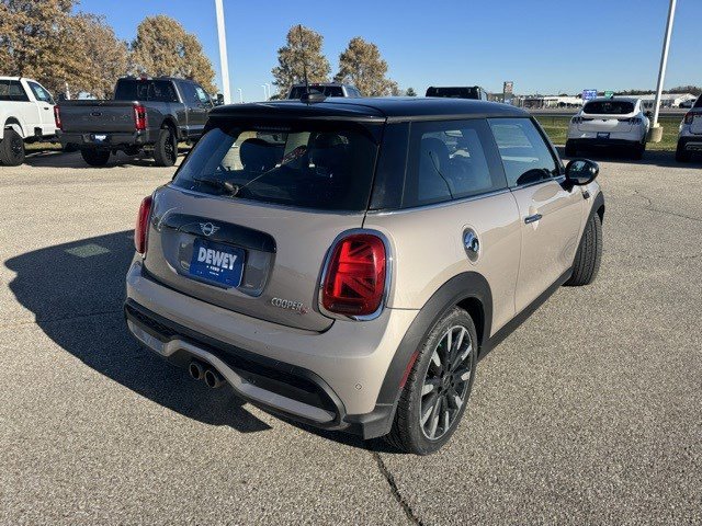 Used 2023 MINI Cooper S image 8
