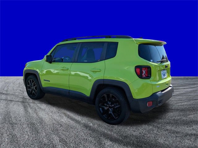 Used 2018 Jeep Renegade Altitude image 3