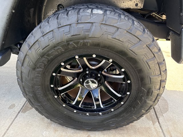 Used 2017 Jeep Wrangler Unlimited Sport w/ Quick Order Package 24S AWD/4WD image 12