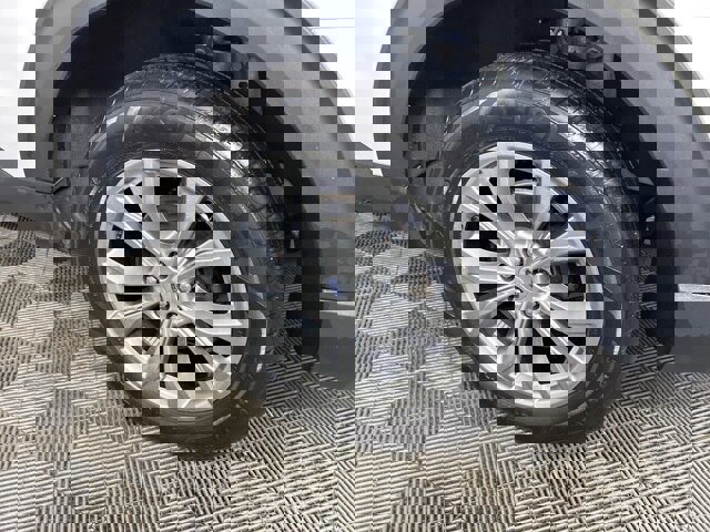 Certified 2023 Ford Explorer Limited w/ Limited Technology Package image 8