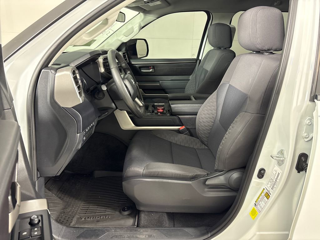 Used 2024 Toyota Tundra SR5 w/ SR5 Convenience Package AWD/4WD image 28