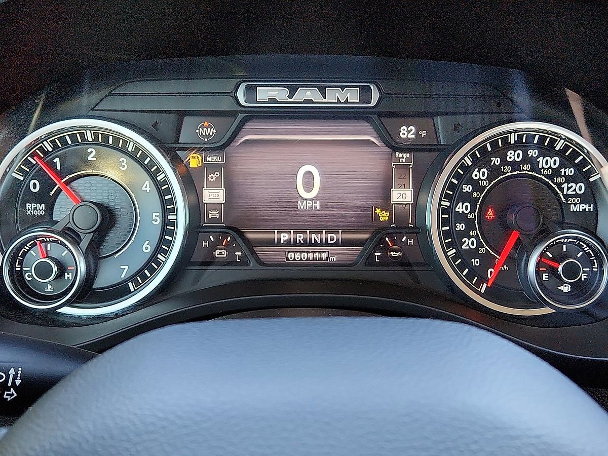 Used 2022 RAM 1500 Laramie AWD/4WD image 10