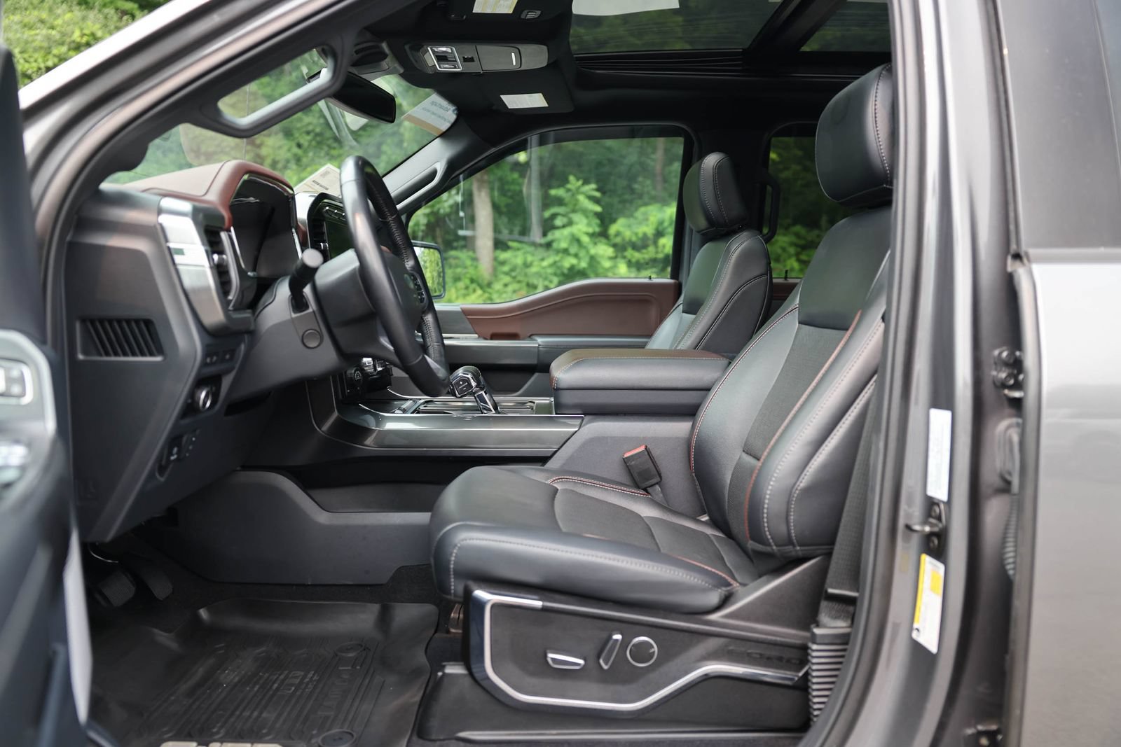 Certified 2023 Ford F150 Lariat w/ Equipment Group 502A High AWD/4WD image 15