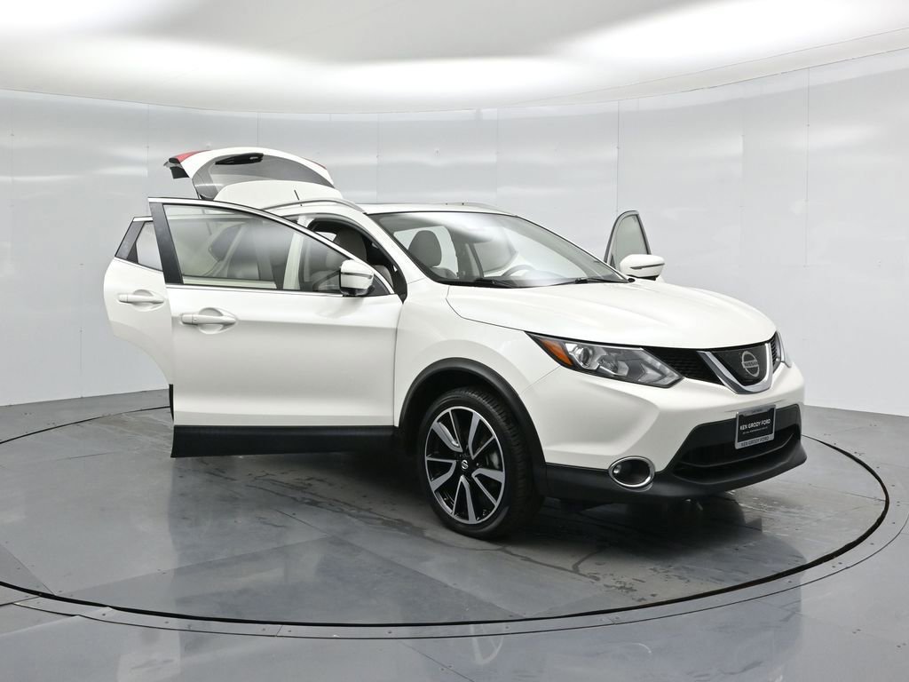 Used 2019 Nissan Rogue Sport SL w/ Premium Package image 52