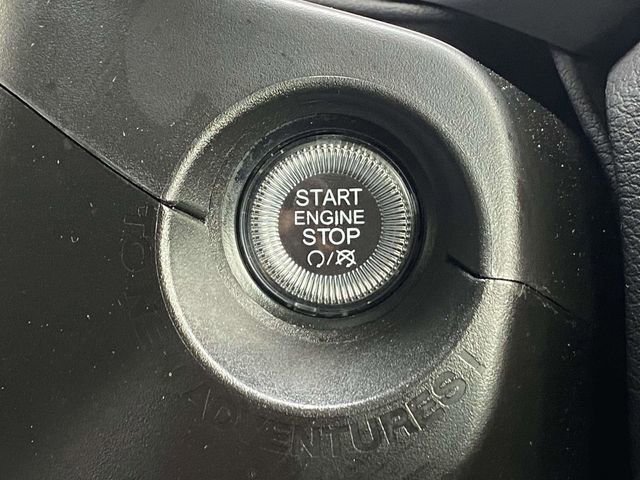 Used 2023 Jeep Renegade Altitude w/ Convenience Group I image 30