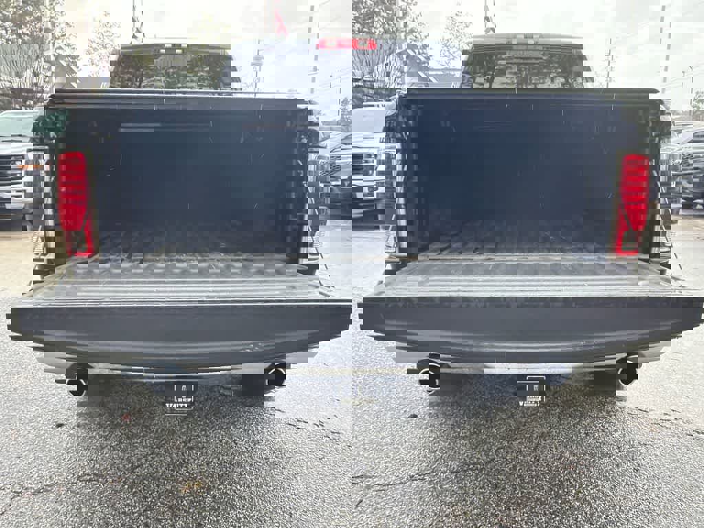 Used 2018 RAM 1500 Laramie w/ Convenience Group image 16