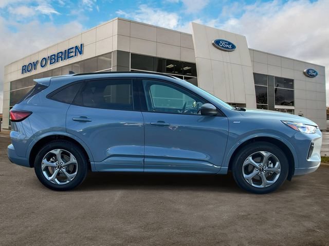 Certified 2024 Ford Escape ST-Line w/ Tech Pack #1 AWD/4WD image 5