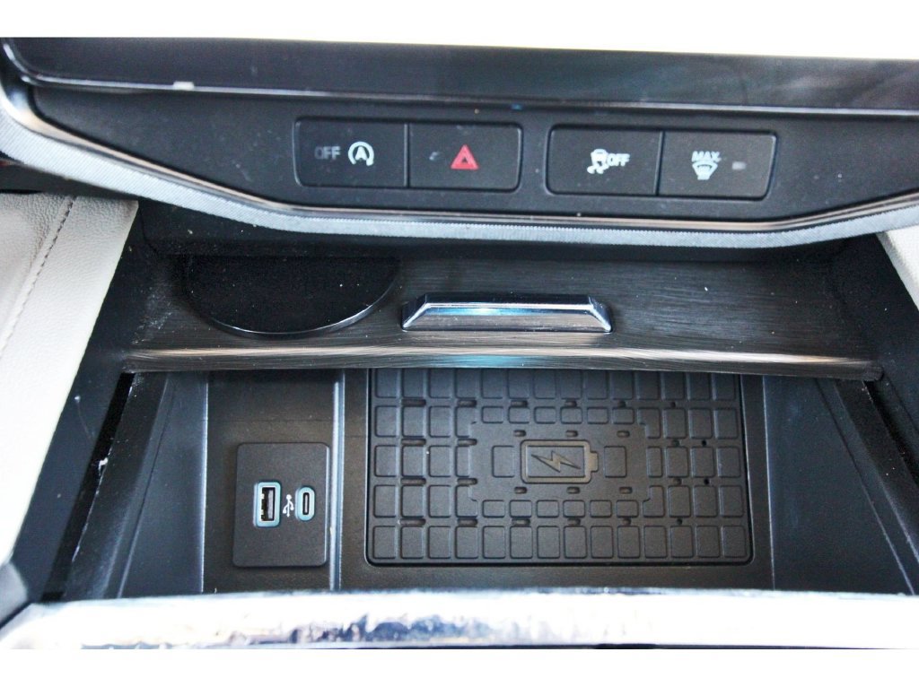 Certified 2023 Ford Expedition Max Limited RWD image 32