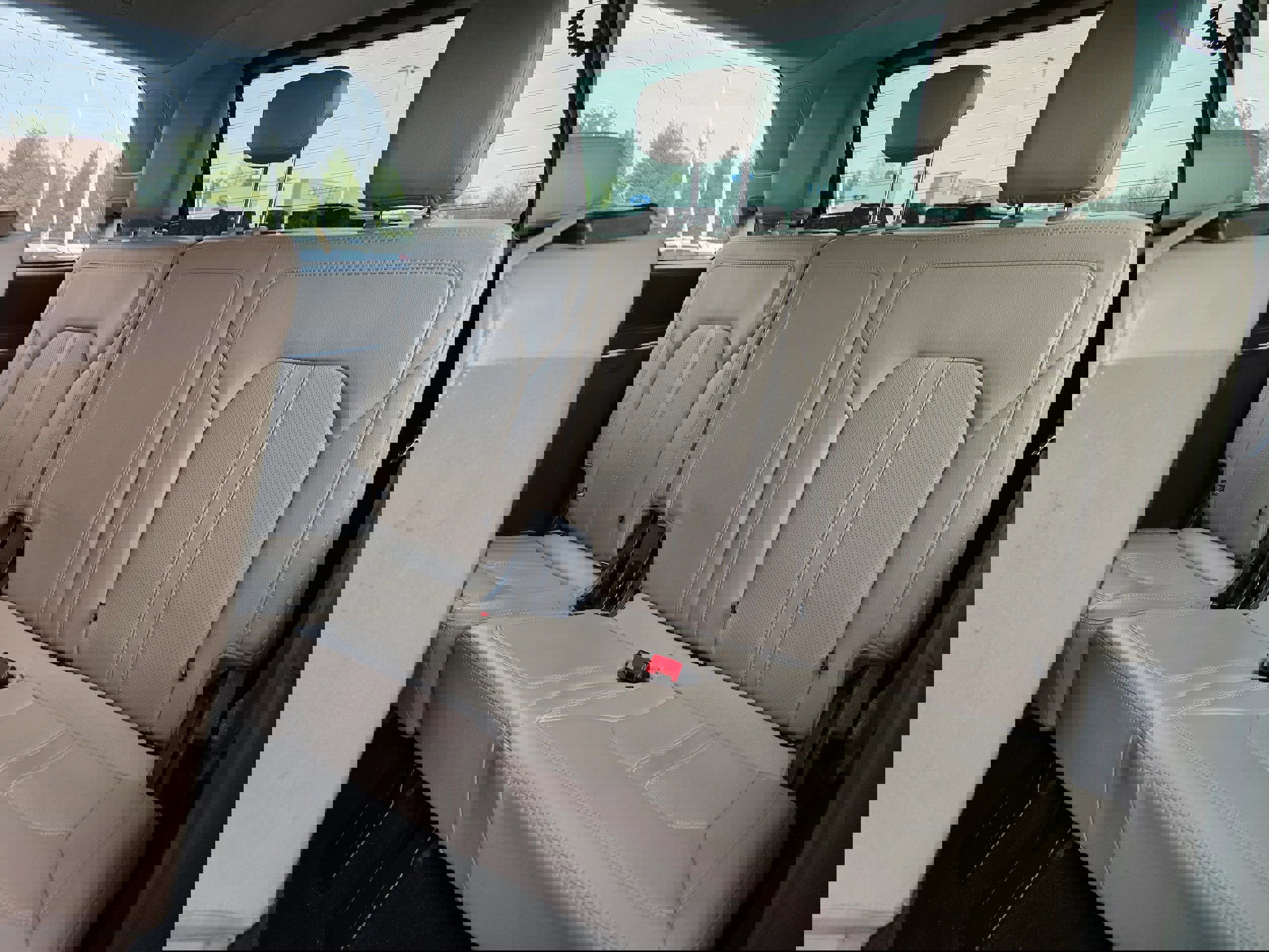 Certified 2022 Ford Expedition Limited image 9