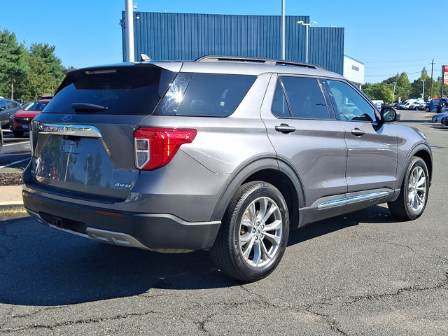 Certified 2023 Ford Explorer XLT w/ Equipment Group 202A AWD/4WD image 11