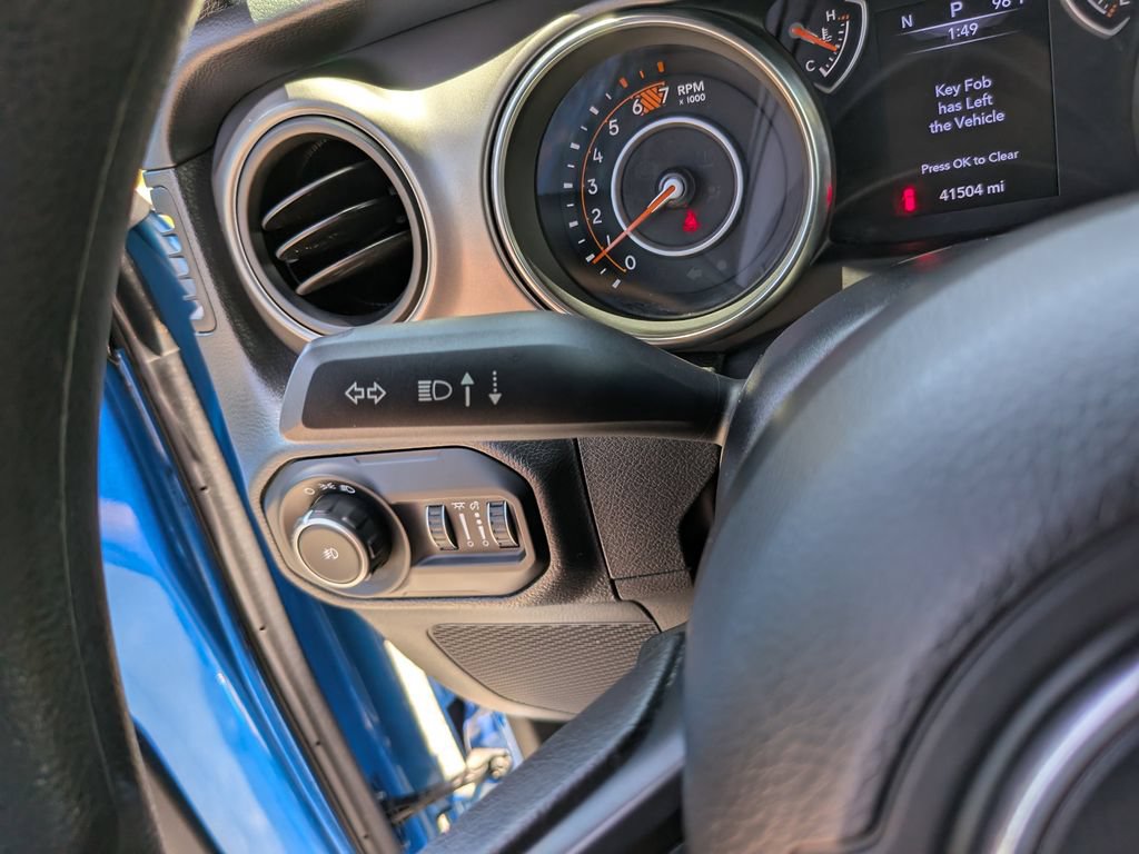 Used 2022 Jeep Wrangler Unlimited Sport AWD/4WD image 33
