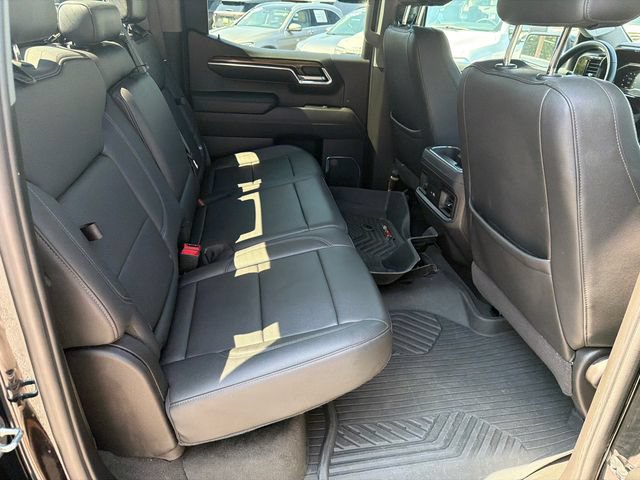 Used 2024 Chevrolet Silverado 1500 LT Trail Boss w/ Convenience Package II AWD/4WD image 17