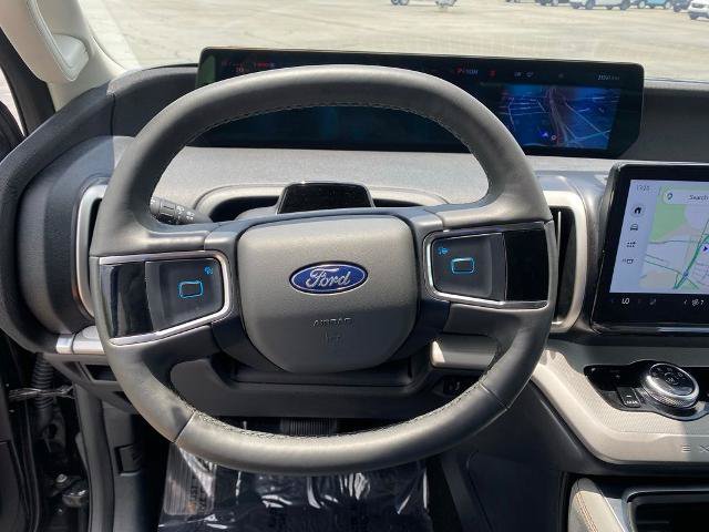 Certified 2025 Ford Expedition Active RWD image 18