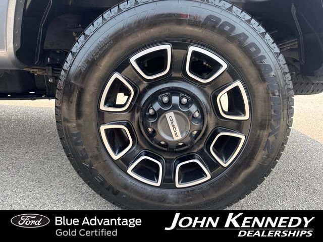 Certified 2024 Ford F350 Platinum w/ FX4 Off-Road Package AWD/4WD image 4