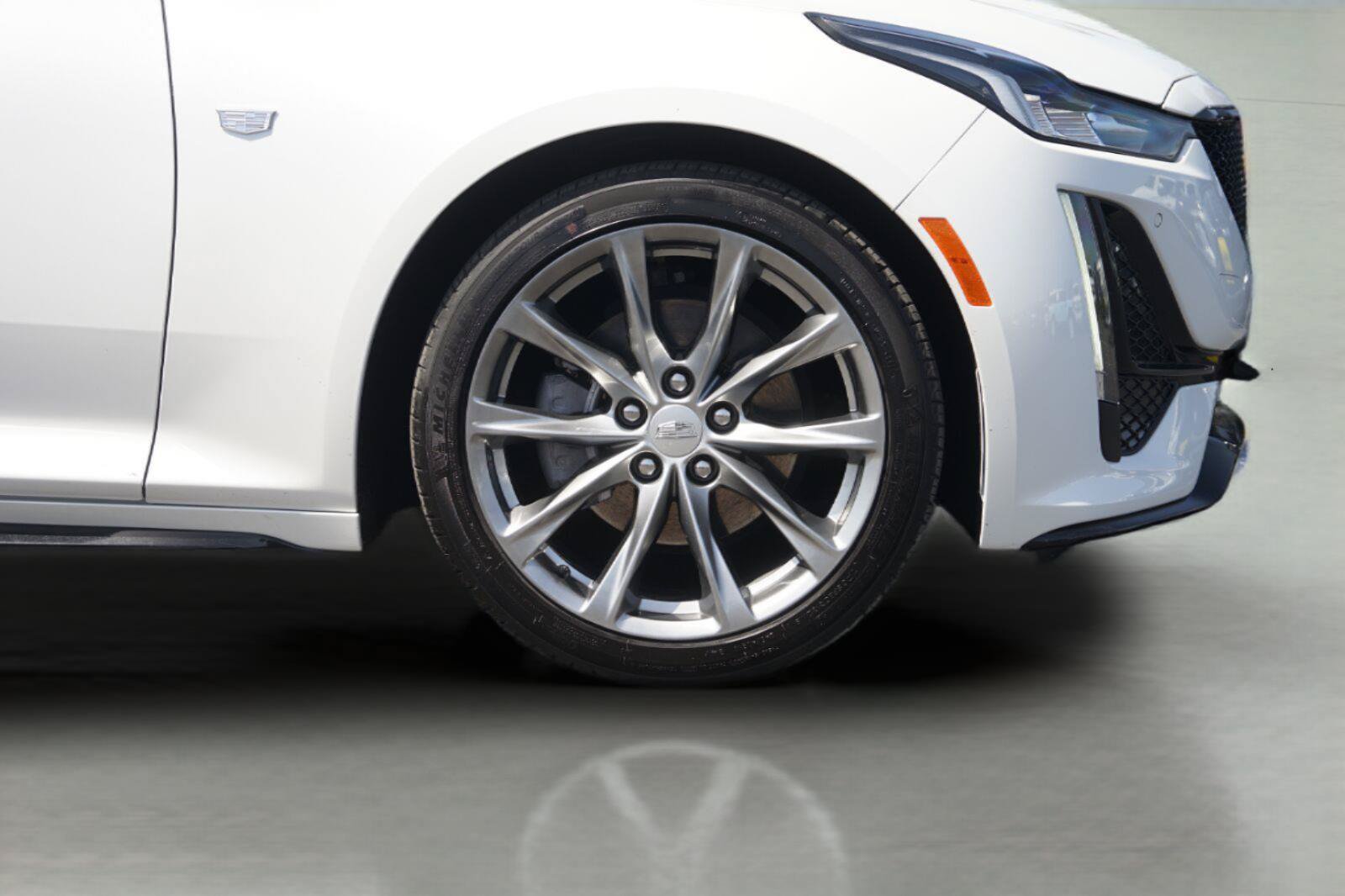 Used 2023 Cadillac CT5 Sport w/ Climate Package RWD image 4