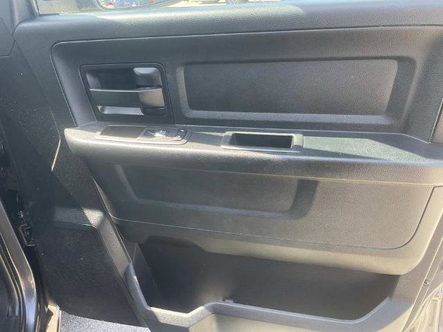 Used 2018 RAM 1500 Express RWD image 26