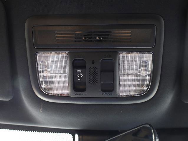 Used 2020 Honda Civic EX-L image 17