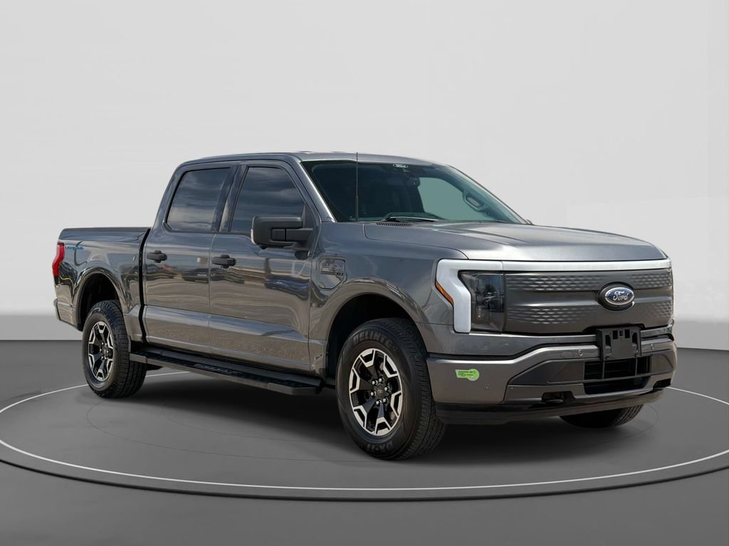 Certified 2022 Ford F150 Lightning XLT w/ Tow Technology Package AWD/4WD image 4