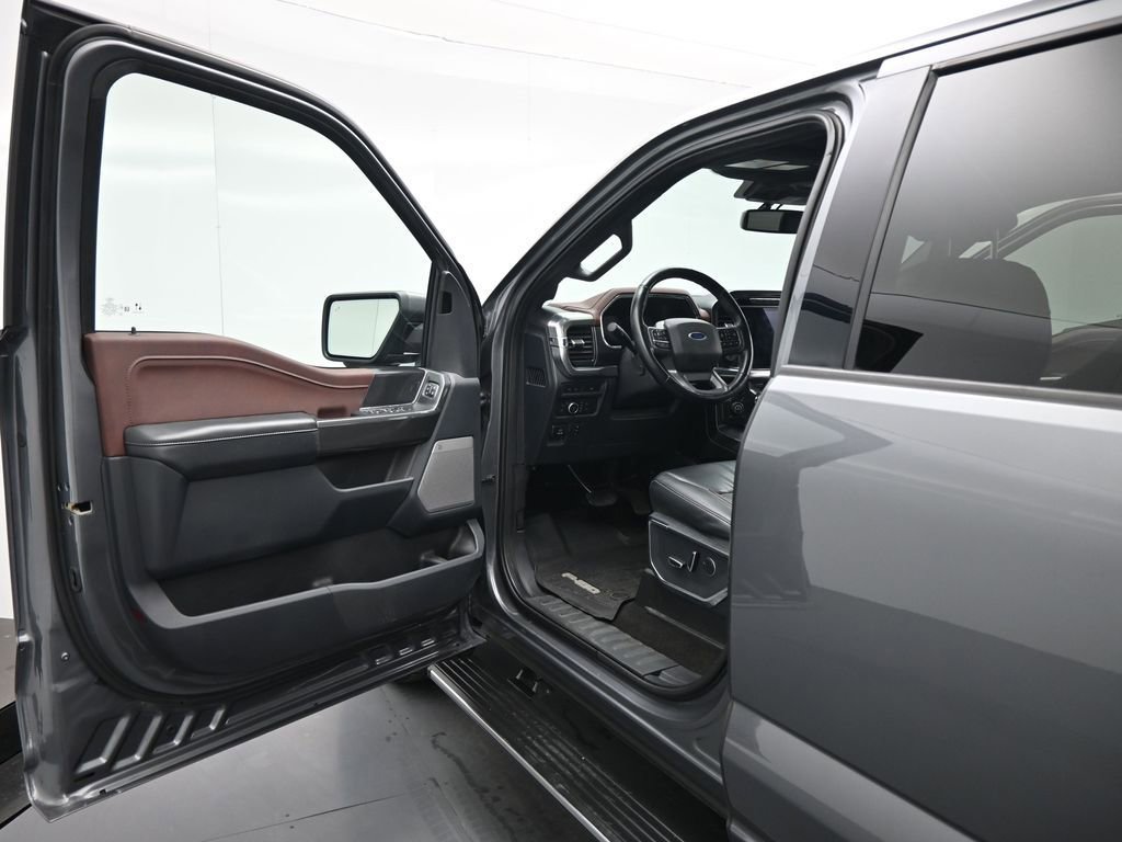 Certified 2022 Ford F150 Lariat w/ Equipment Group 502A High image 9