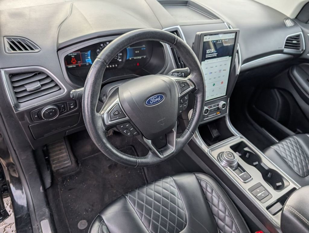 Certified 2024 Ford Edge Titanium image 19