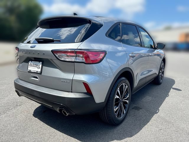 Certified 2022 Ford Escape SE w/ SE Sport Appearance Package AWD/4WD image 8