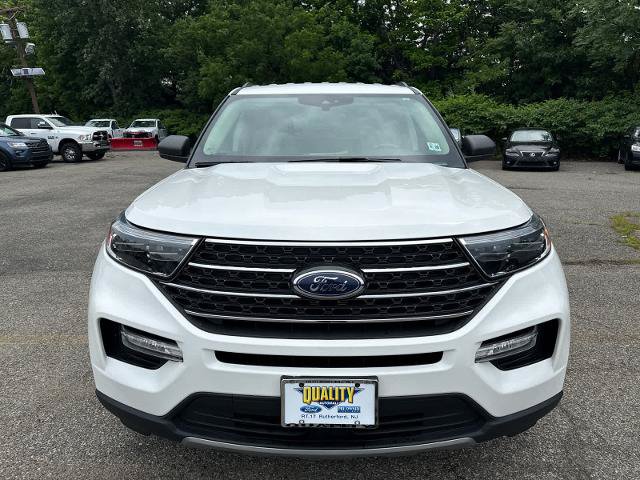 Certified 2023 Ford Explorer XLT w/ Equipment Group 202A AWD/4WD image 2