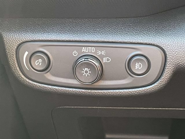 Used 2023 Chevrolet TrailBlazer RS w/ Convenience Package FWD image 18