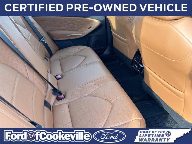 Used 2022 Toyota Avalon Limited image 17