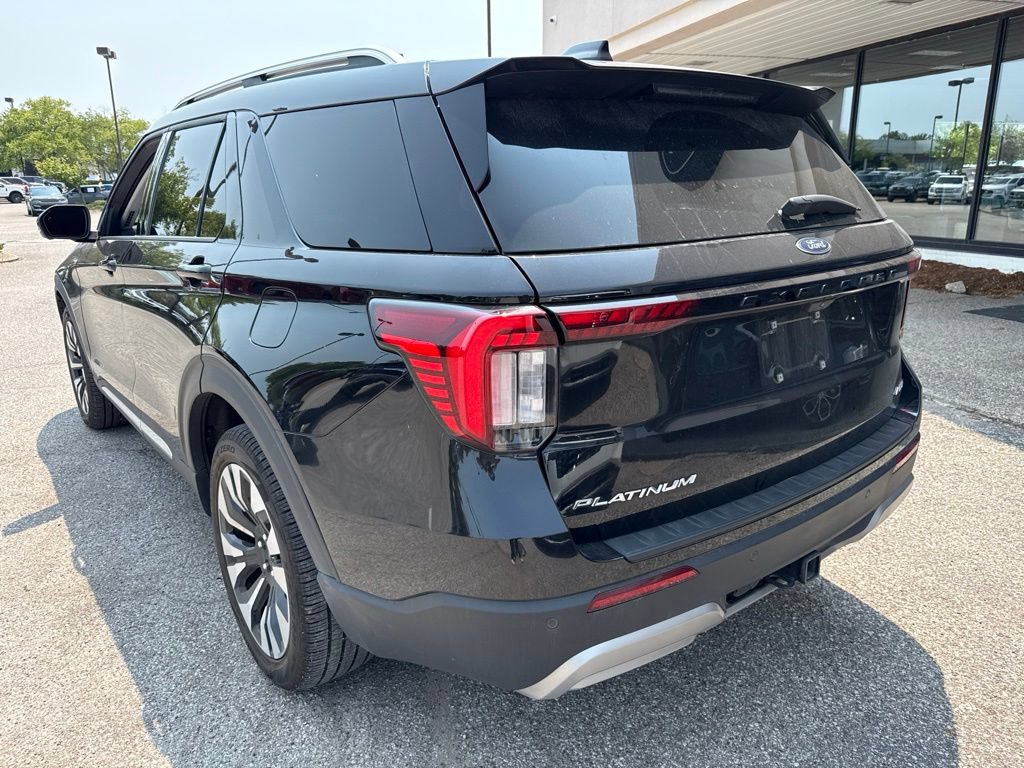 Certified 2025 Ford Explorer Platinum w/ LUX Leather Package AWD/4WD image 11