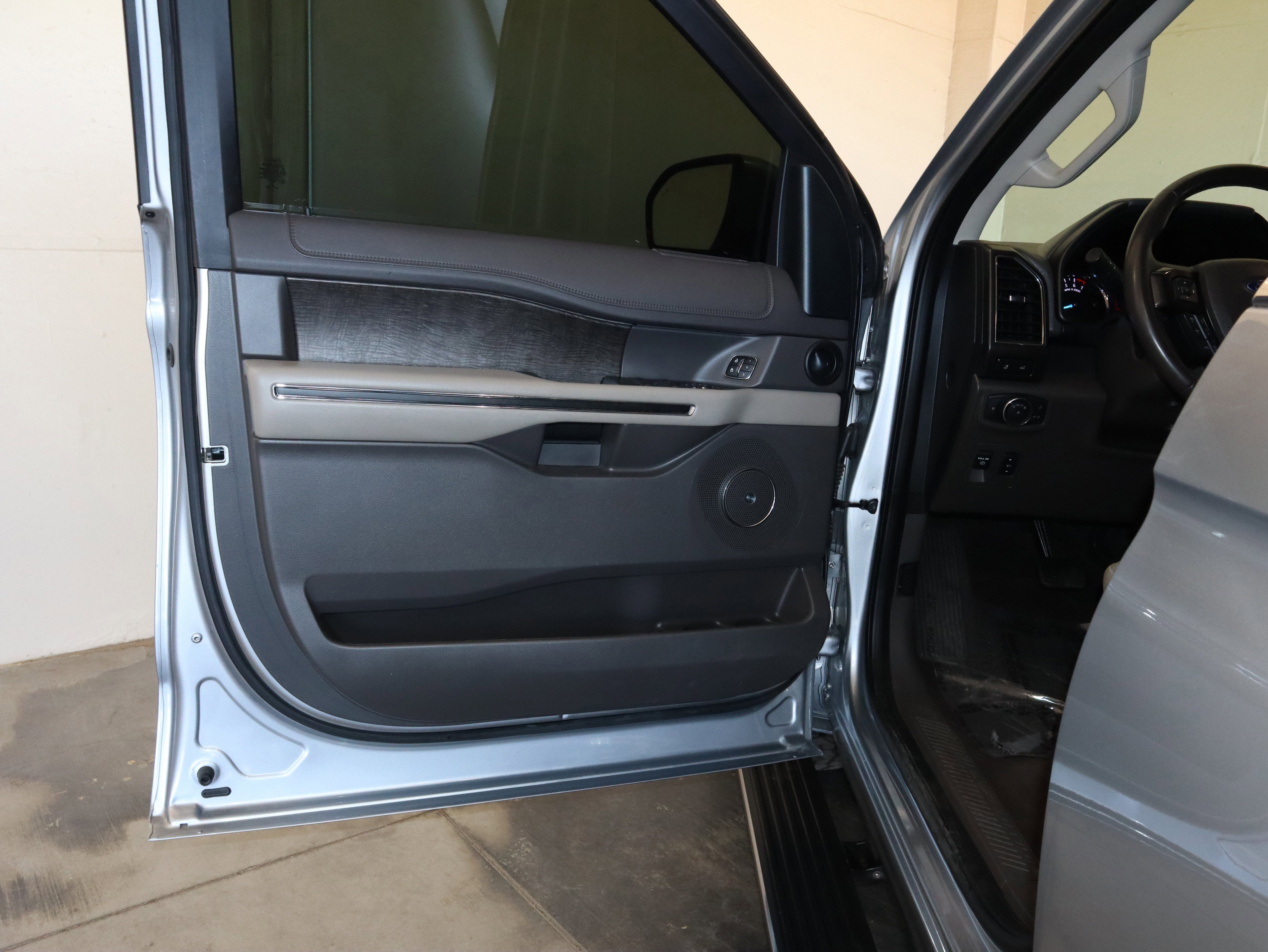Certified 2021 Ford Expedition Limited AWD/4WD image 31