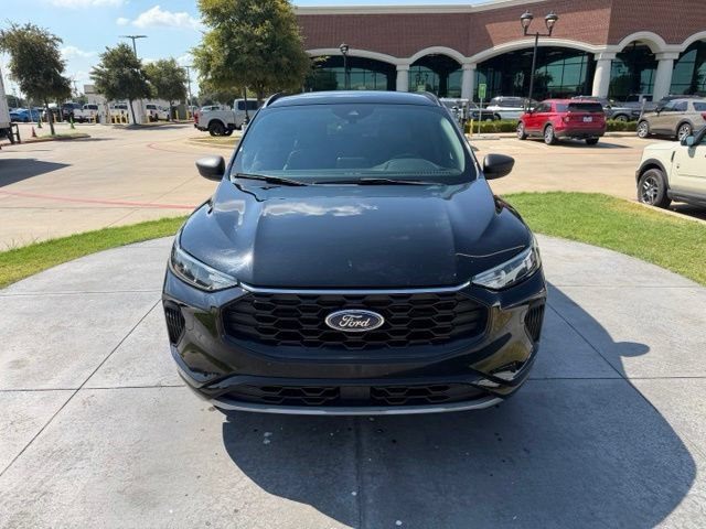 Certified 2024 Ford Escape ST-Line FWD image 2