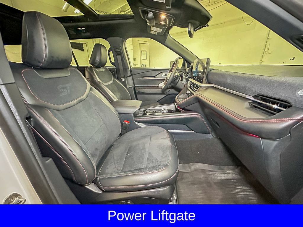 Certified 2025 Ford Explorer ST AWD/4WD image 6