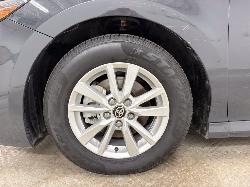 Used 2025 Toyota Camry LE FWD image 13