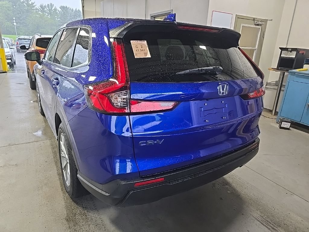 Used 2025 Honda CR-V EX image 3