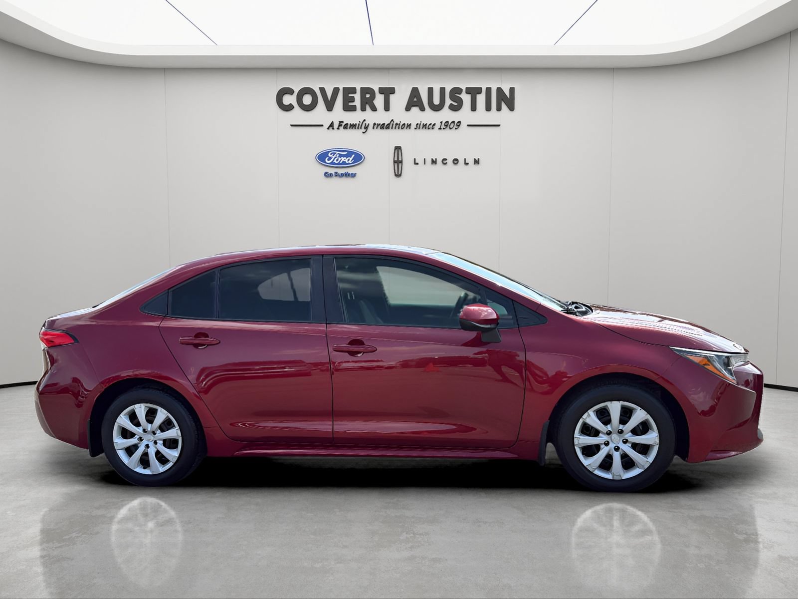Used 2022 Toyota Corolla LE FWD image 6
