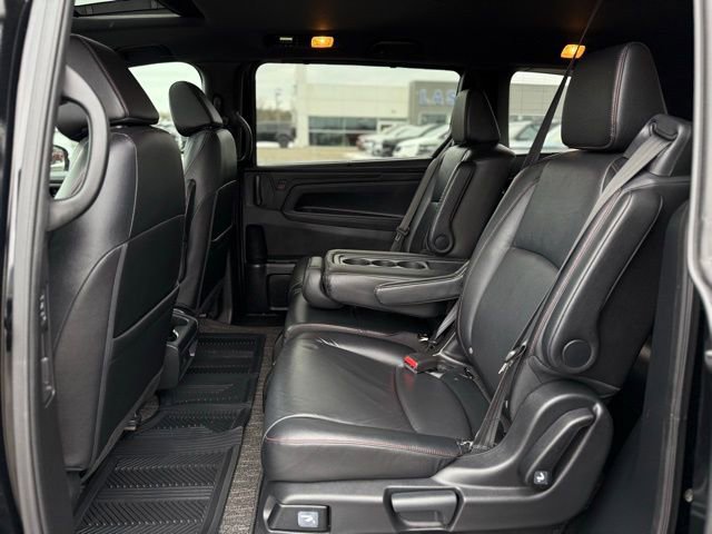 Used 2024 Honda Odyssey Sport image 14