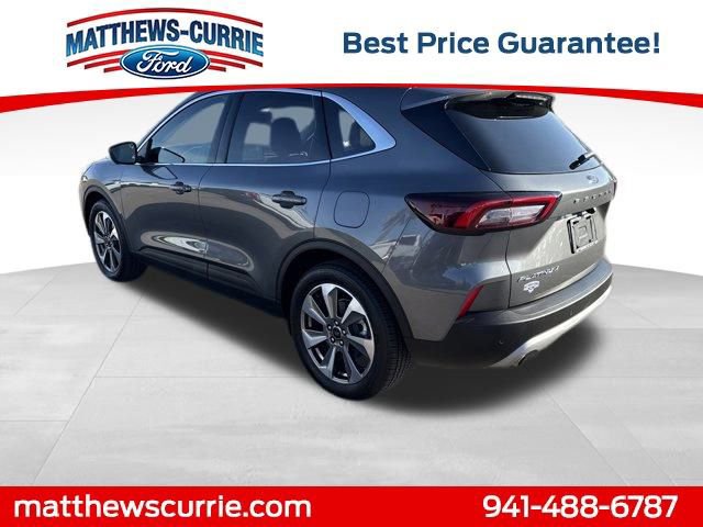Certified 2025 Ford Escape Platinum w/ Premium Technology Package image 2