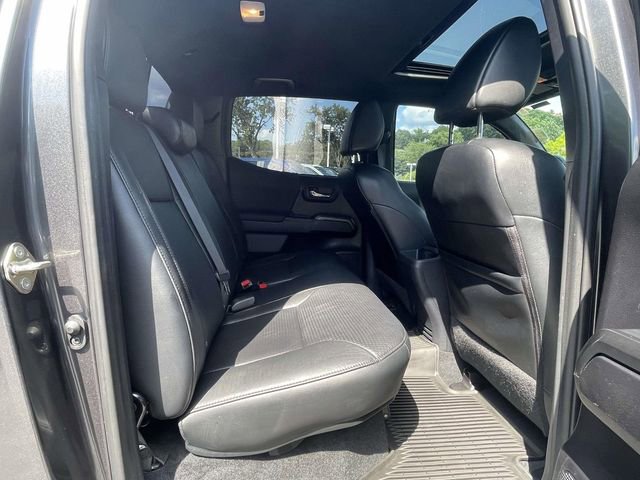Used 2020 Toyota Tacoma TRD Sport w/ TRD Premium Sport Package AWD/4WD image 28
