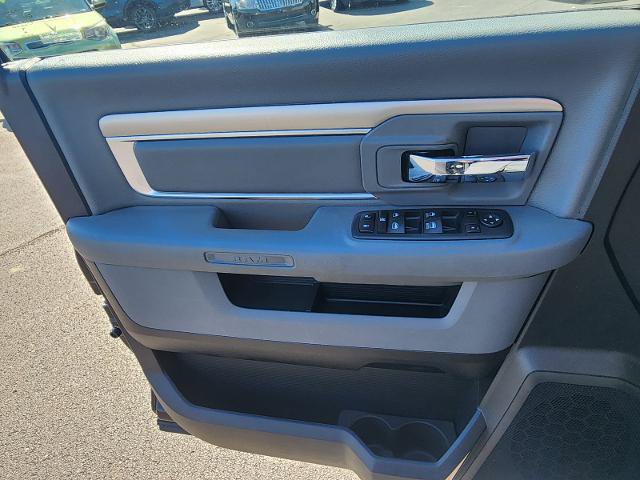 Used 2019 RAM 1500 Classic SLT AWD/4WD image 22