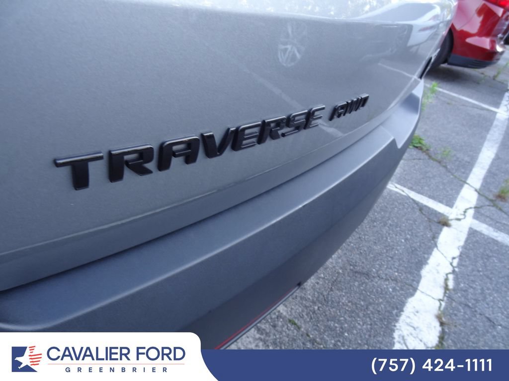 Used 2023 Chevrolet Traverse RS AWD/4WD image 6
