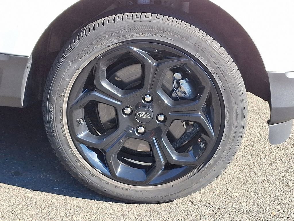 Certified 2022 Ford EcoSport SES w/ Interior Protection Package image 8