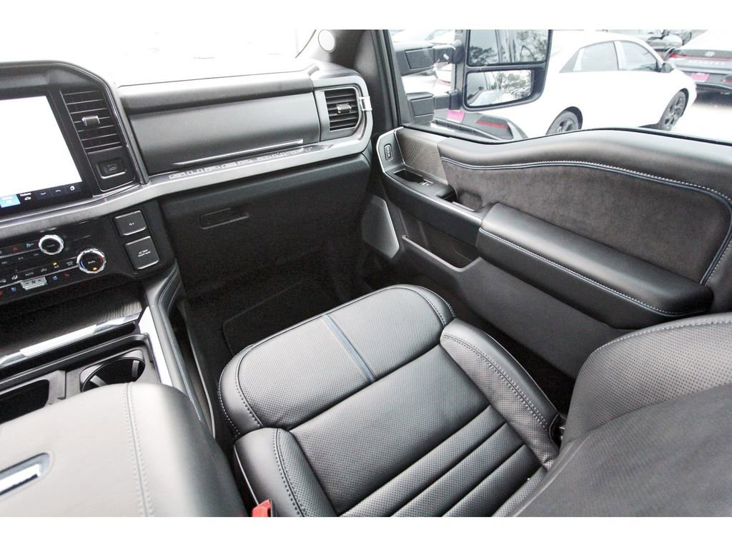 Certified 2025 Ford F350 Platinum w/ FX4 Off-Road Package AWD/4WD image 13