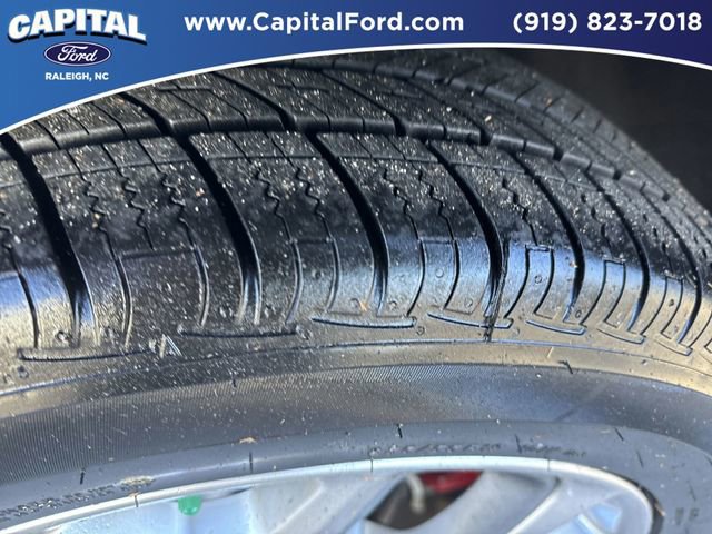 Used 2019 Kia Sorento SX w/ SX Touring Package image 14