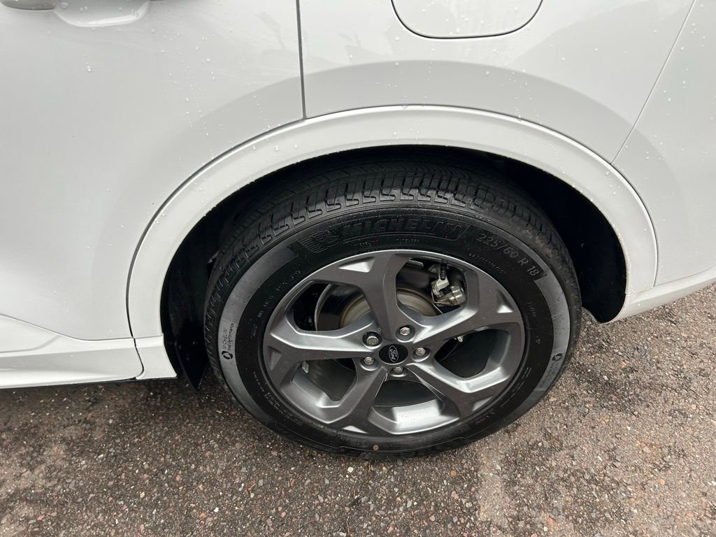 Certified 2023 Ford Escape ST-Line w/ Tech Pack #1 image 34