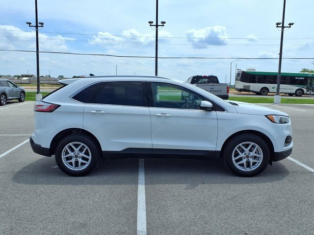 Certified 2024 Ford Edge SEL w/ Convenience Package AWD/4WD image 6