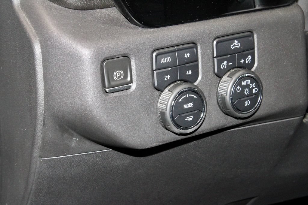 Used 2023 Chevrolet Silverado 1500 LT Trail Boss w/ Protection Package AWD/4WD image 28