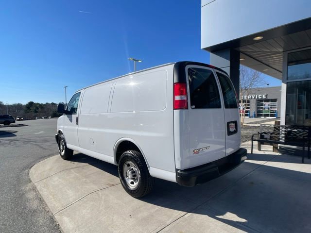 Used 2020 Chevrolet Express 2500 w/ Driver Convenience Package image 3