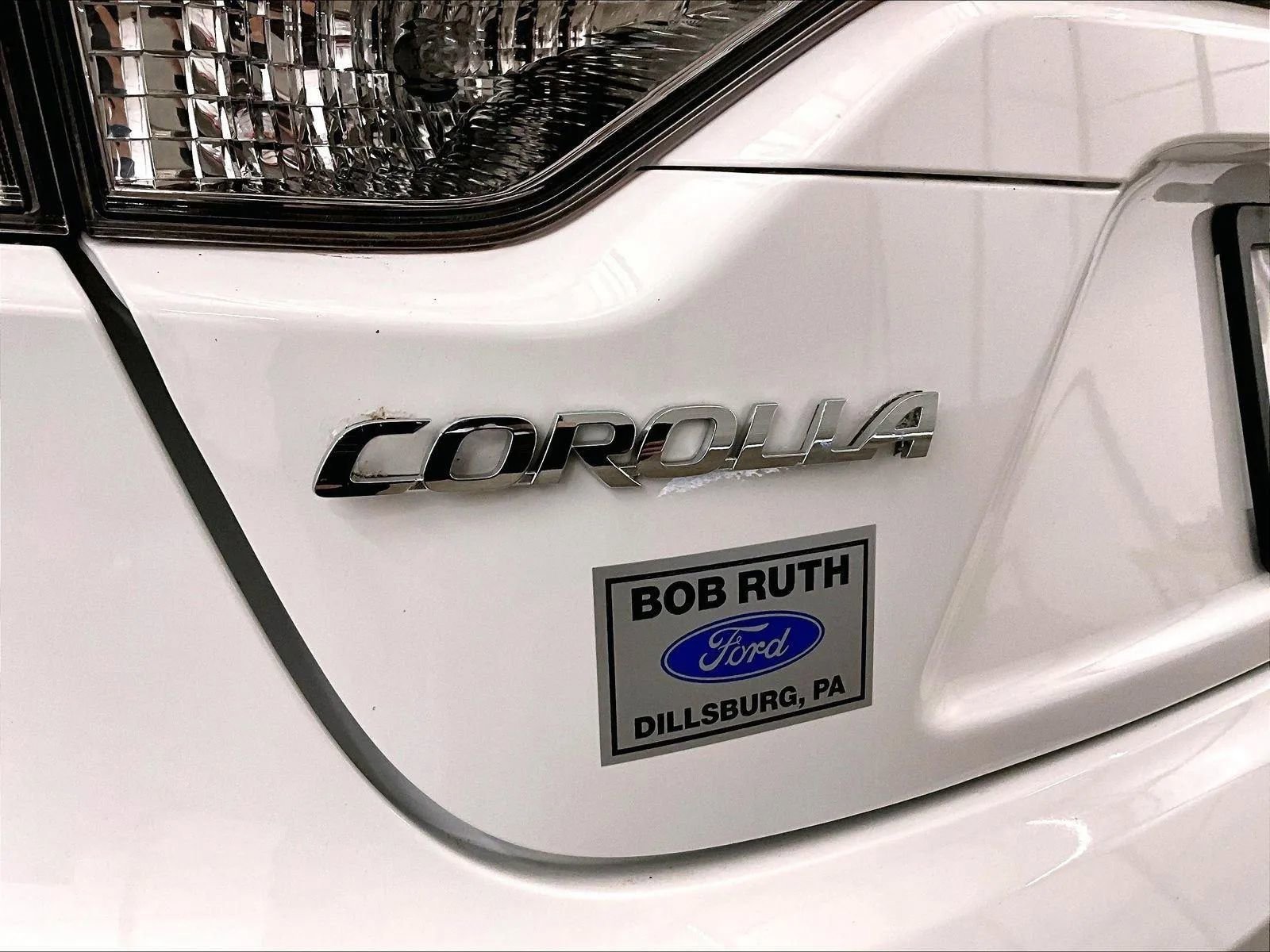 Used 2020 Toyota Corolla LE FWD image 13