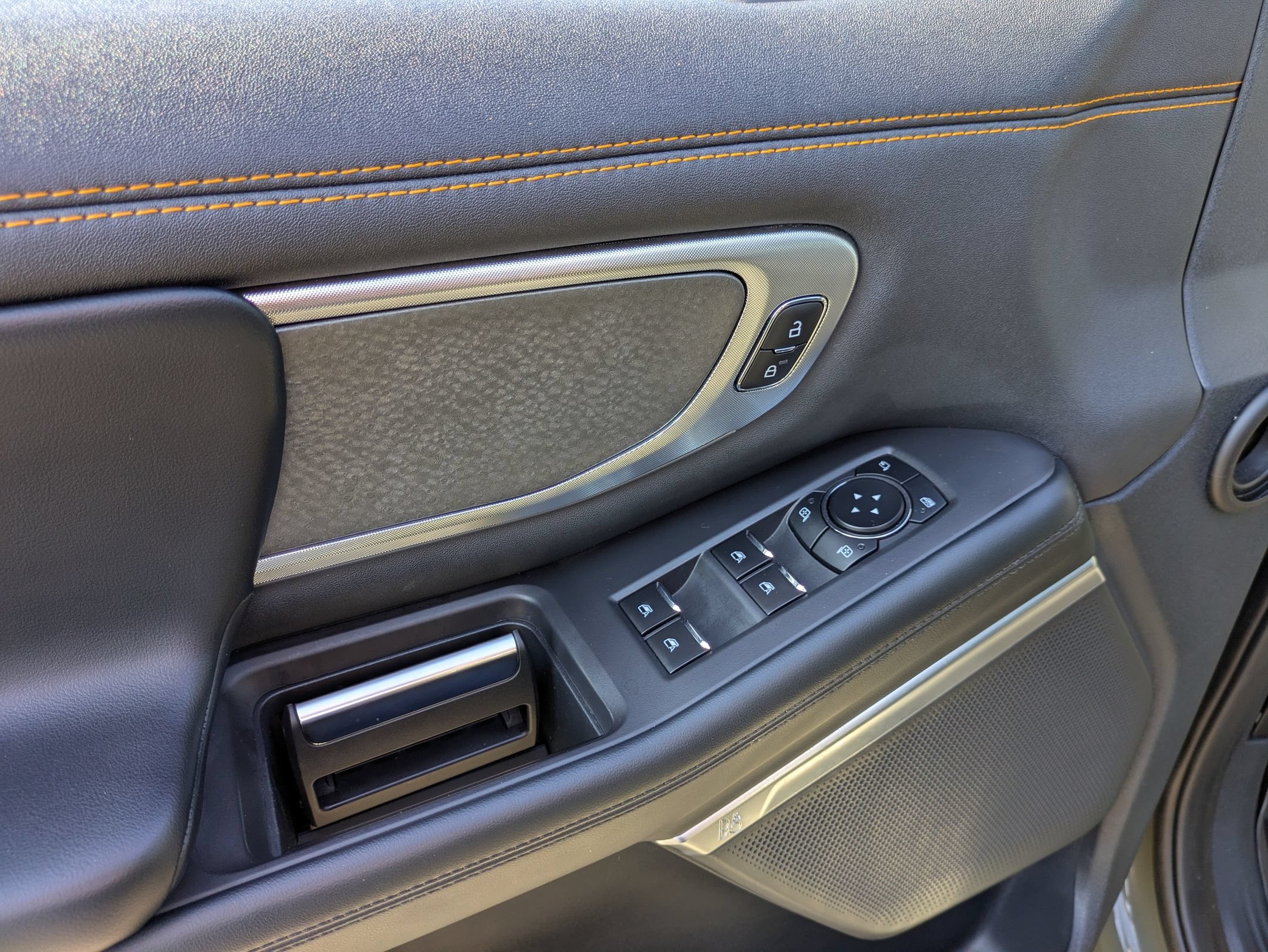 Certified 2025 Ford Expedition Tremor AWD/4WD image 16