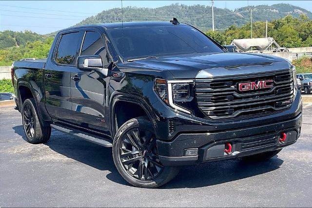 Used 2024 GMC Sierra 1500 AT4 w/ Technology Package AWD/4WD image 2